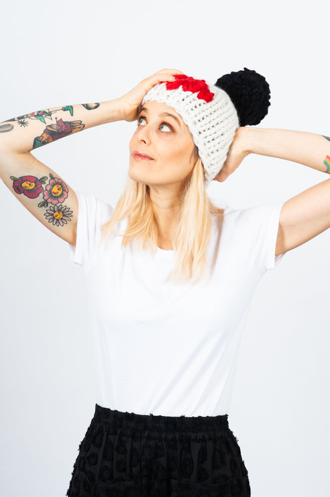S.VALENTINE POM PON HAT